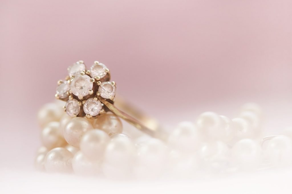 ring with pearls